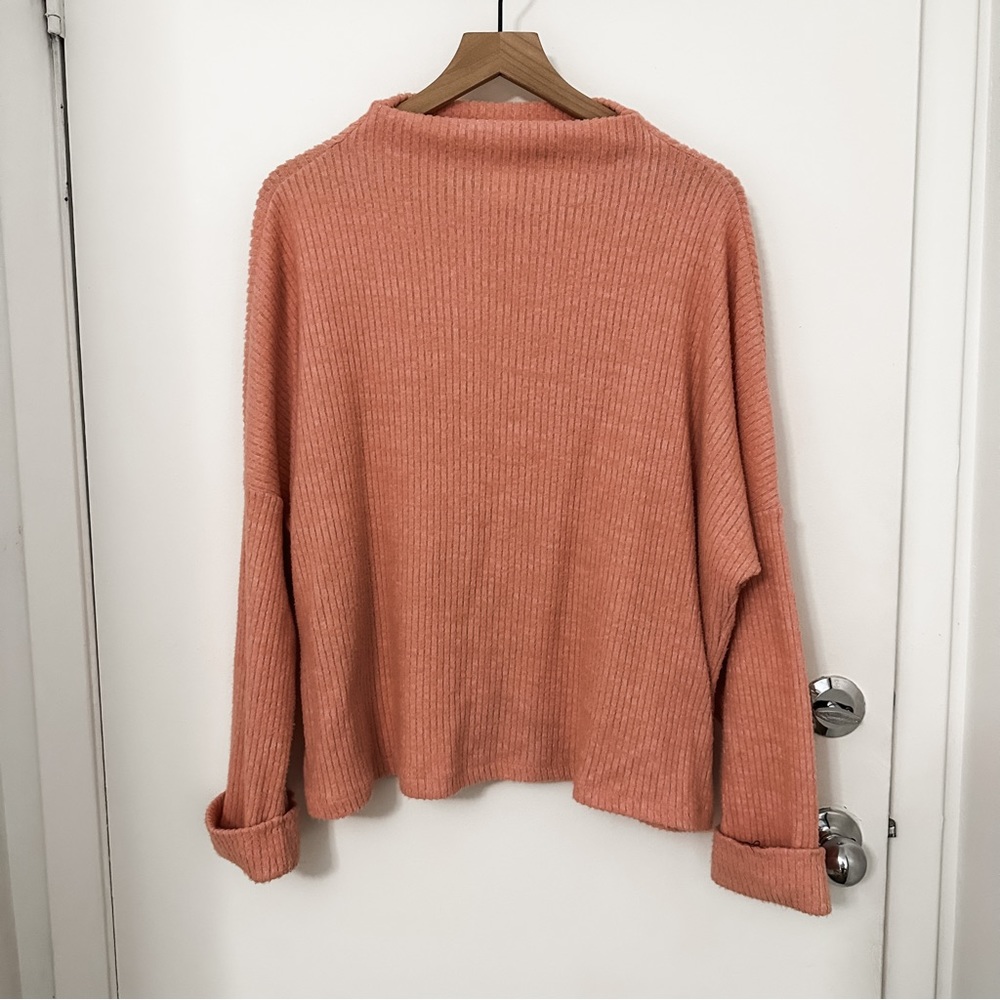 H&M RIBBED SWEATER!